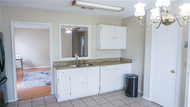 1702 20th Street, Rogers, AR 72758