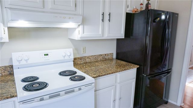 1702 20th Street, Rogers, AR 72758