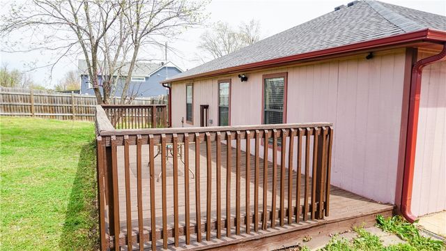 1702 20th Street, Rogers, AR 72758