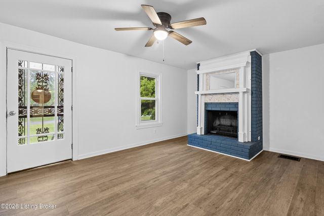 2576 Martin Ave, Louisville, KY 40216