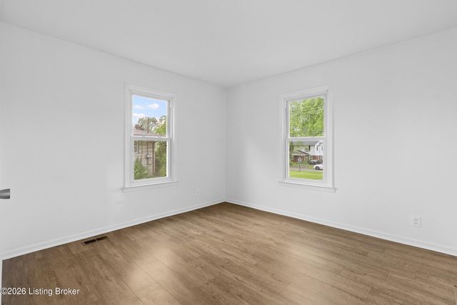 2576 Martin Ave, Louisville, KY 40216