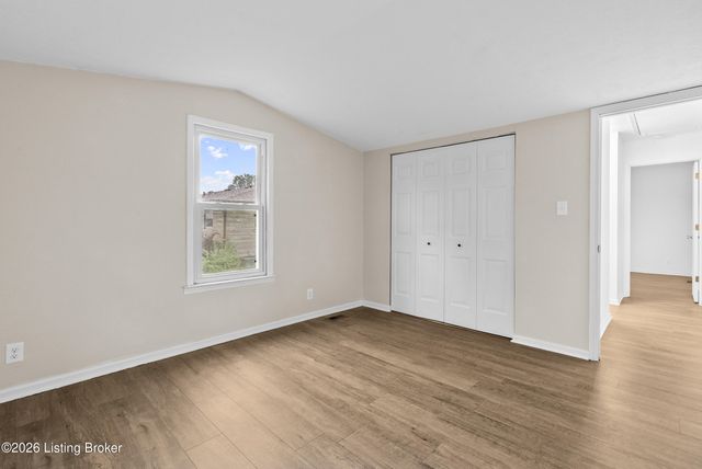 2576 Martin Ave, Louisville, KY 40216