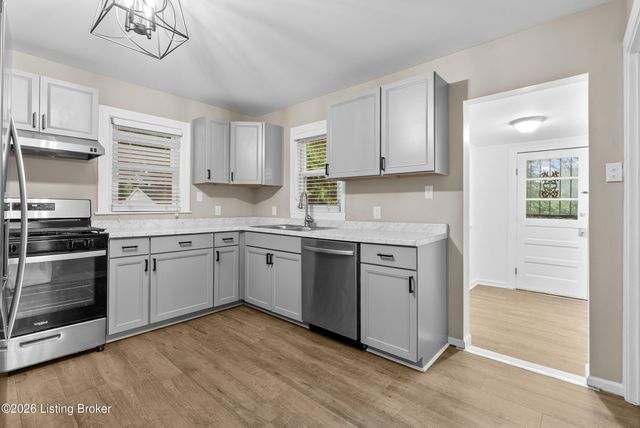 2576 Martin Ave, Louisville, KY 40216