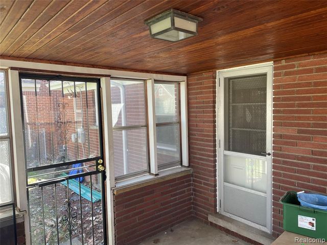 17180 Mendota Street, Detroit, MI 48221