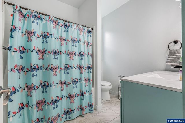 221 E 16th St, Lafayette, OR 97127