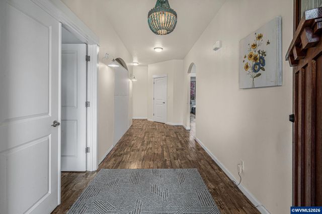 221 E 16th St, Lafayette, OR 97127