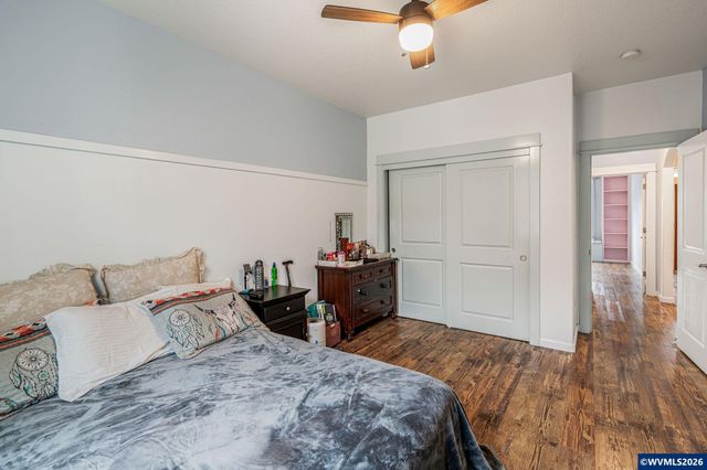 221 E 16th St, Lafayette, OR 97127