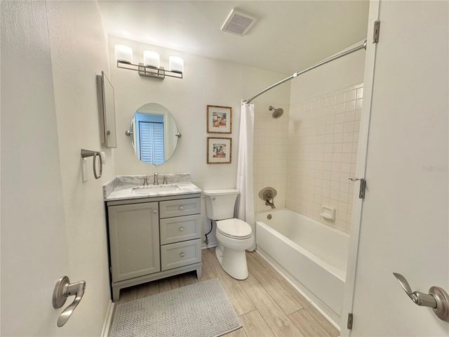 715 MAGNOLIA PLACE 715, Winter Haven, FL 33884