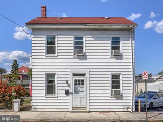 135 E LOCUST STREET, Mechanicsburg, PA 17055