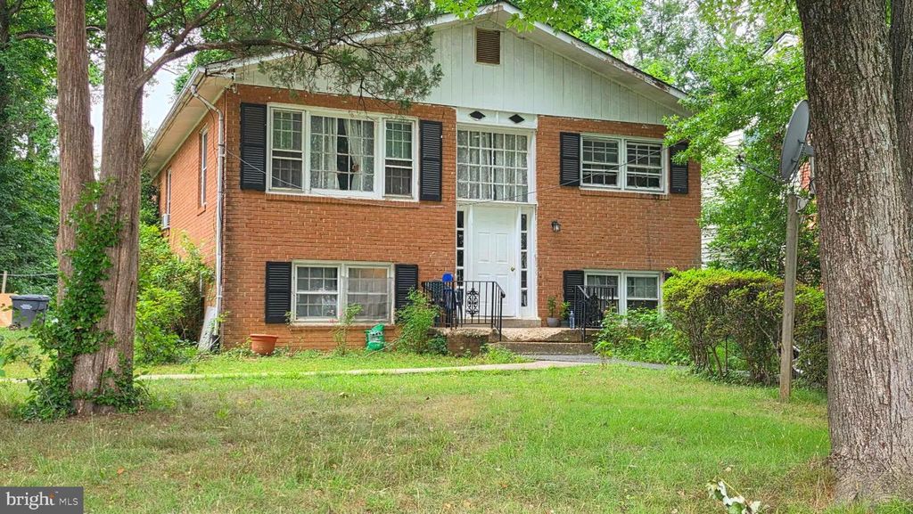 1644 LA SALLE AVE, Mclean, VA 22102