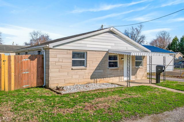 2031 Elm Street, Columbus, IN 47201