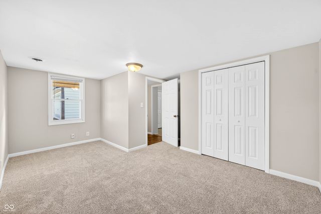 2031 Elm Street, Columbus, IN 47201