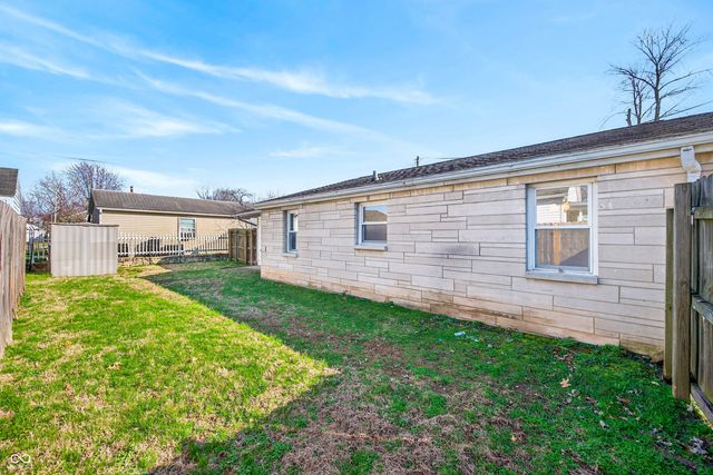 2031 Elm Street, Columbus, IN 47201