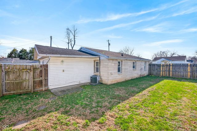 2031 Elm Street, Columbus, IN 47201