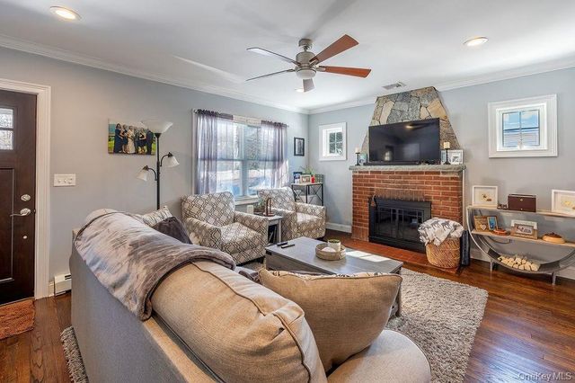 9 Gallows Hill Road, Cortlandt Manor, NY 10567