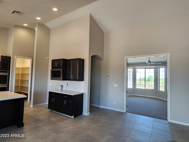 16708 E GLORIA Lane, Scottsdale, AZ 85262