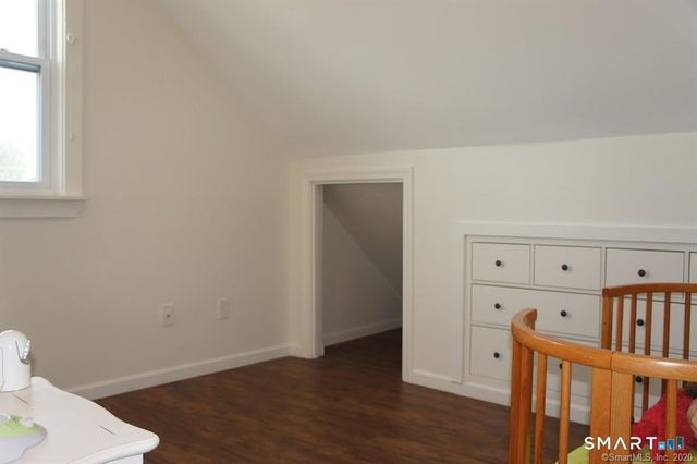 16 Manor Street B, Stamford, CT 06902