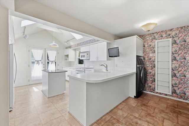 817 W 26th Ave, Spokane, WA 99203