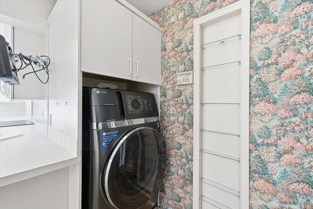 817 W 26th Ave, Spokane, WA 99203