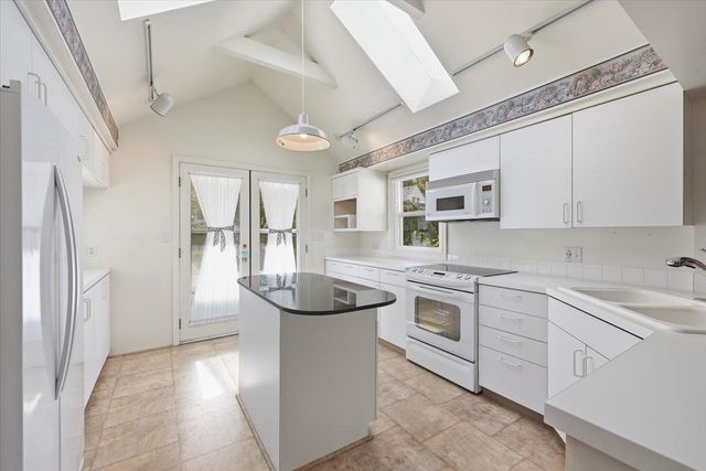 817 W 26th Ave, Spokane, WA 99203
