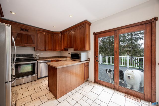 148 Cross Hill Road, Monroe, CT 06468
