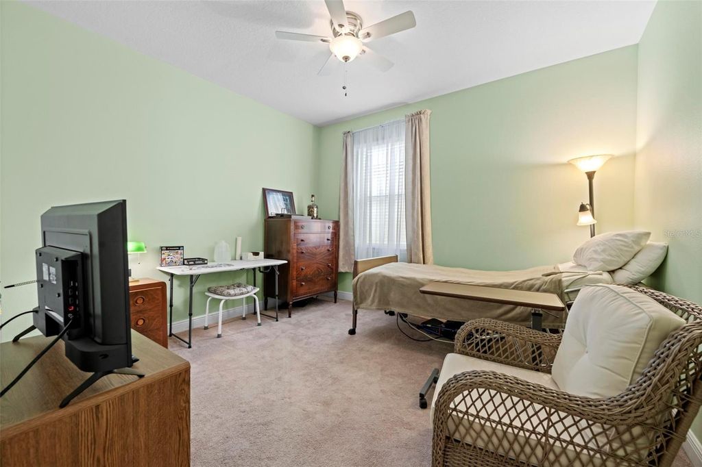 Image 33 of property listing at 1707 TRILLIUM BOULEVARD, Brooksville, FL 34604