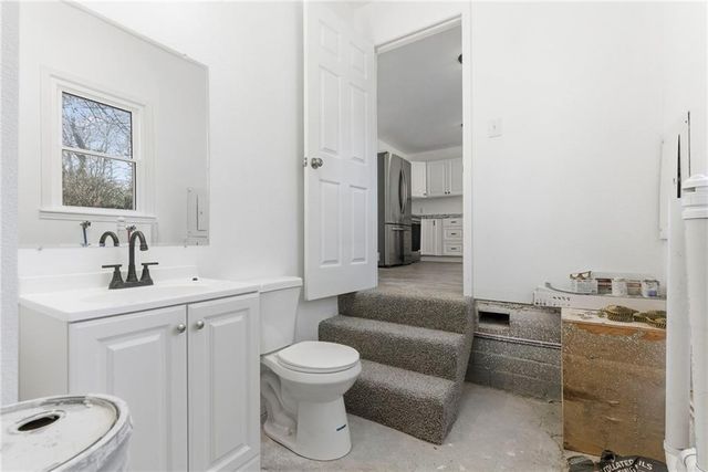 4614 NE Antioch Road, Kansas City, MO 64117