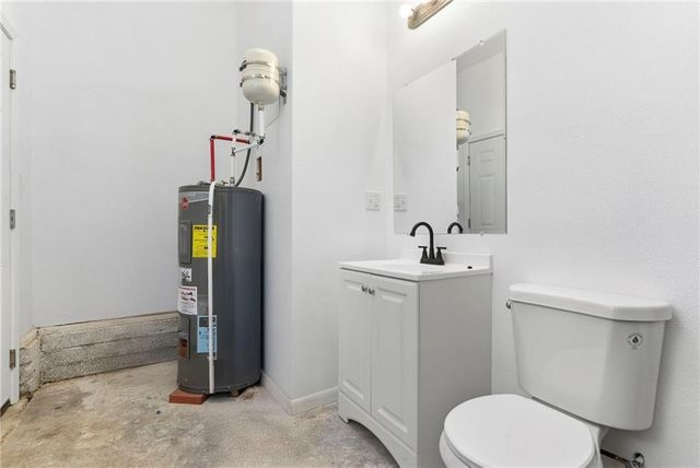 4614 NE Antioch Road, Kansas City, MO 64117