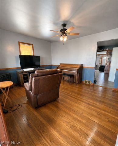 150 Owing, Weirton, WV 26062