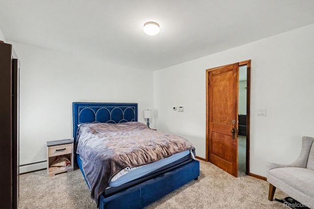 8261 N Dort Highway, Genesee Charter Township, MI 48458