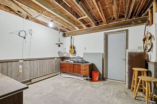 8261 N Dort Highway, Genesee Charter Township, MI 48458
