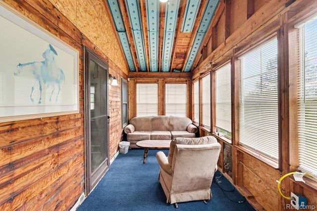 8261 N Dort Highway, Genesee Charter Township, MI 48458