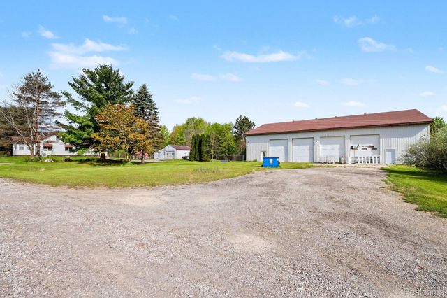 8261 N Dort Highway, Genesee Charter Township, MI 48458