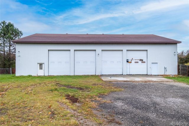 8261 N Dort Highway, Genesee Charter Township, MI 48458