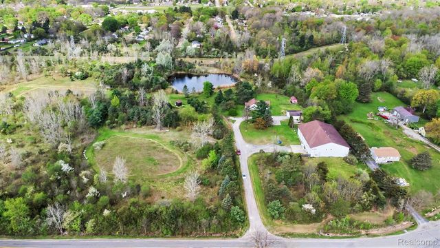 8261 N Dort Highway, Genesee Charter Township, MI 48458