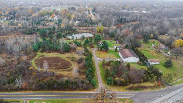 8261 N Dort Highway, Genesee Charter Township, MI 48458