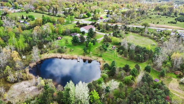 8261 N Dort Highway, Genesee Charter Township, MI 48458