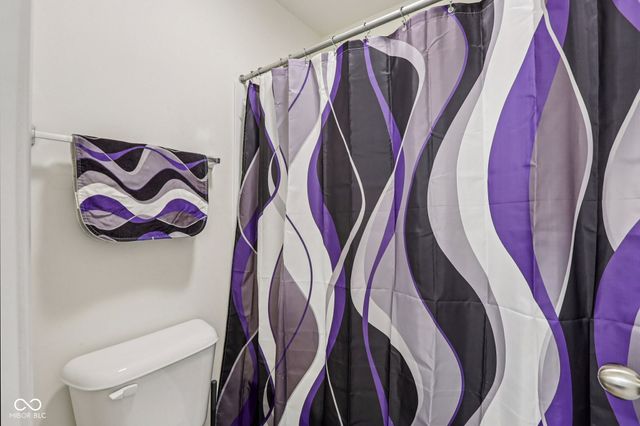 6673 Laurelwood Drive, Pendleton, IN 46064