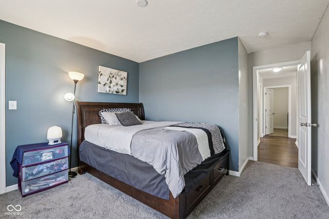 6673 Laurelwood Drive, Pendleton, IN 46064