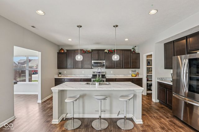 6673 Laurelwood Drive, Pendleton, IN 46064