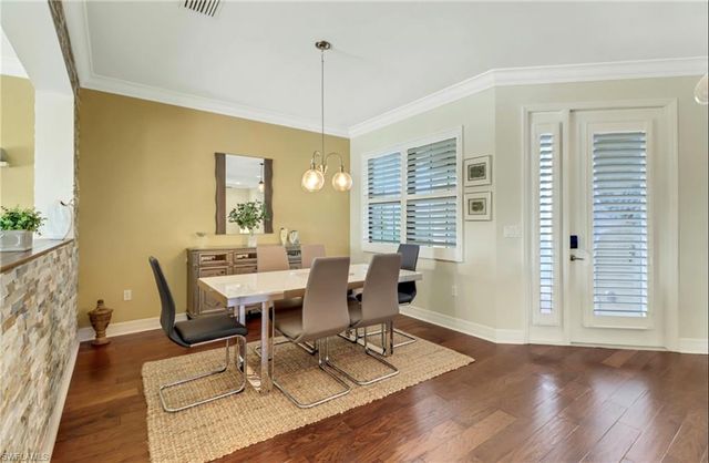 3402 Tigris LN, Naples, FL 34119