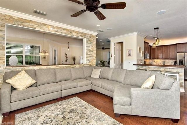3402 Tigris LN, Naples, FL 34119