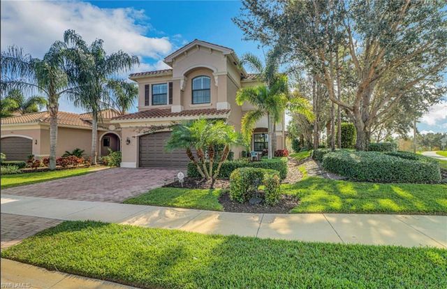 3402 Tigris LN, Naples, FL 34119