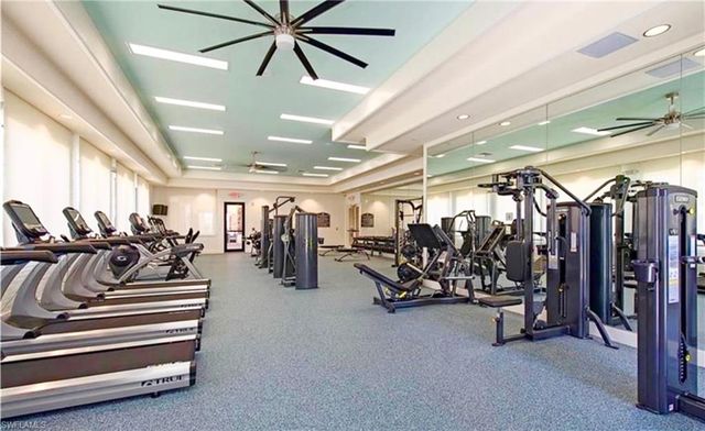 3402 Tigris LN, Naples, FL 34119