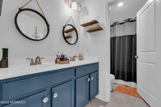 201 Ashburn Avenue, Manahawkin, NJ 08050