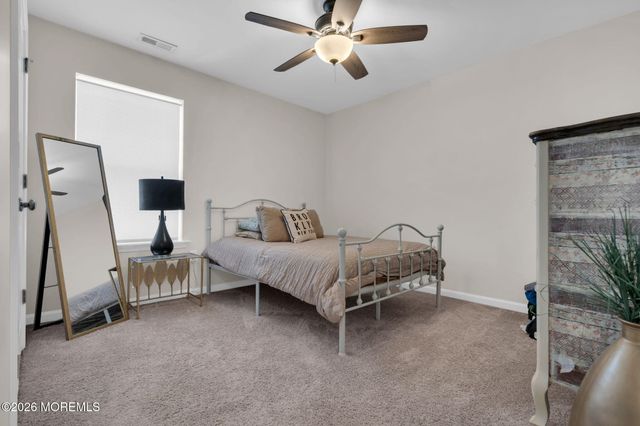 201 Ashburn Avenue, Manahawkin, NJ 08050