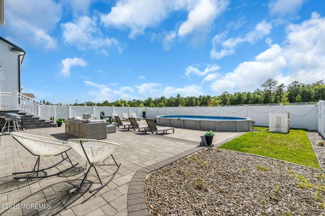 201 Ashburn Avenue, Manahawkin, NJ 08050