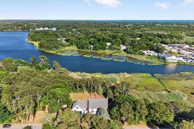 19 Aunt Debby's Road, South Dennis, MA 02660