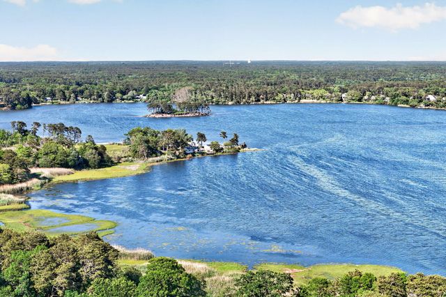 19 Aunt Debby's Road, South Dennis, MA 02660