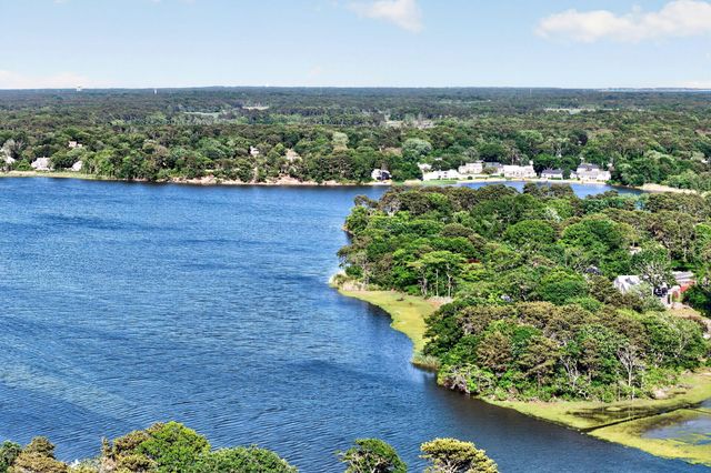 19 Aunt Debby's Road, South Dennis, MA 02660